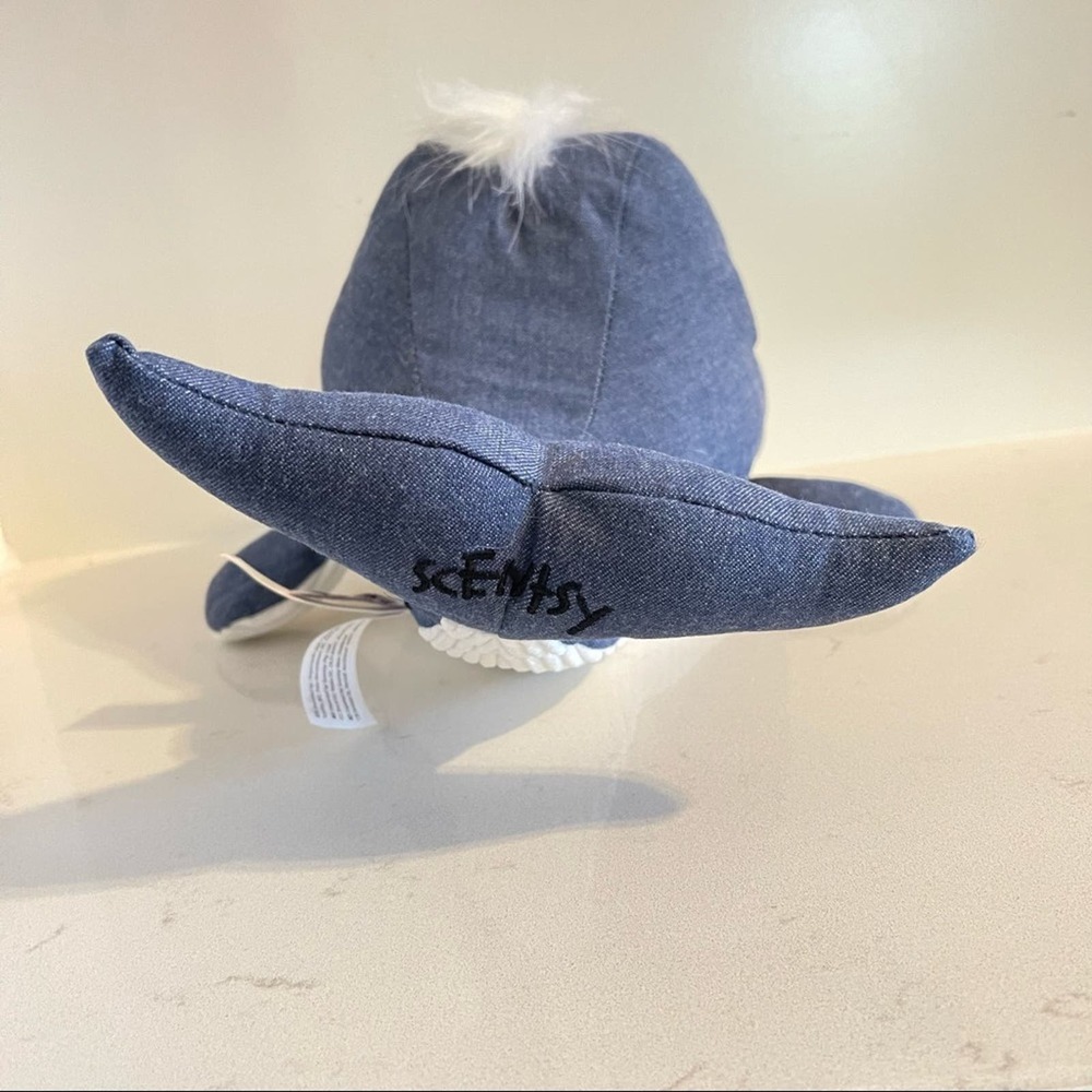 Scentsy, Retired, Scent Buddy, Benny the Whale - Picture 6 of 9